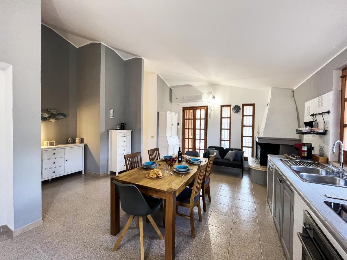 Villa Salmagi - Sardegna Terra Mala Buitenkant foto